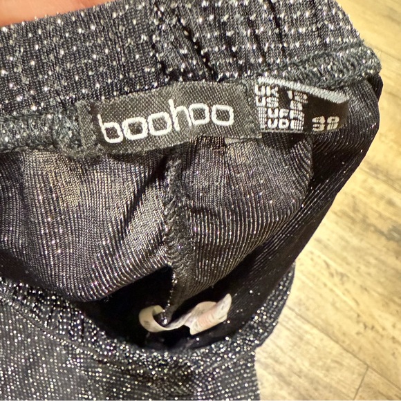 NWOT Boohoo Silver Glitter Wide Leg Pants Size 8, Metallised Fibre Pants - Picture 6 of 13